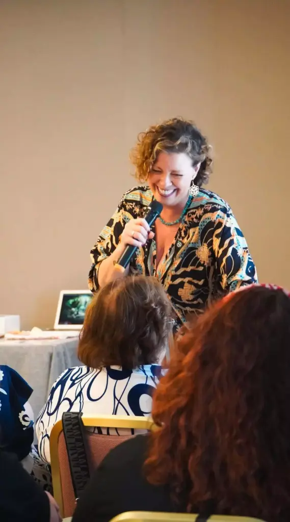 Sesiones presenciales. Cursos y Talleres Grupales Formaciones a Profesionales Holísticos